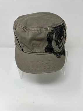 Rare “Gears of War 3” 2011 Hat - Size L/XL